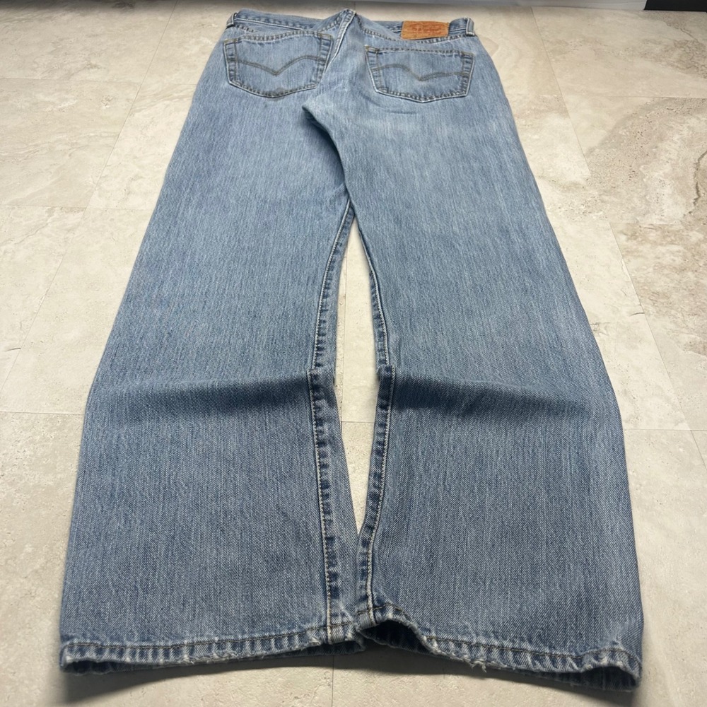 Levi's 501 Original Fit Light Wash Jeans Men 32x32 Button Fly Straight Leg